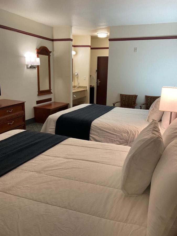 Budget Host Inn And Suites Cameron Extérieur photo