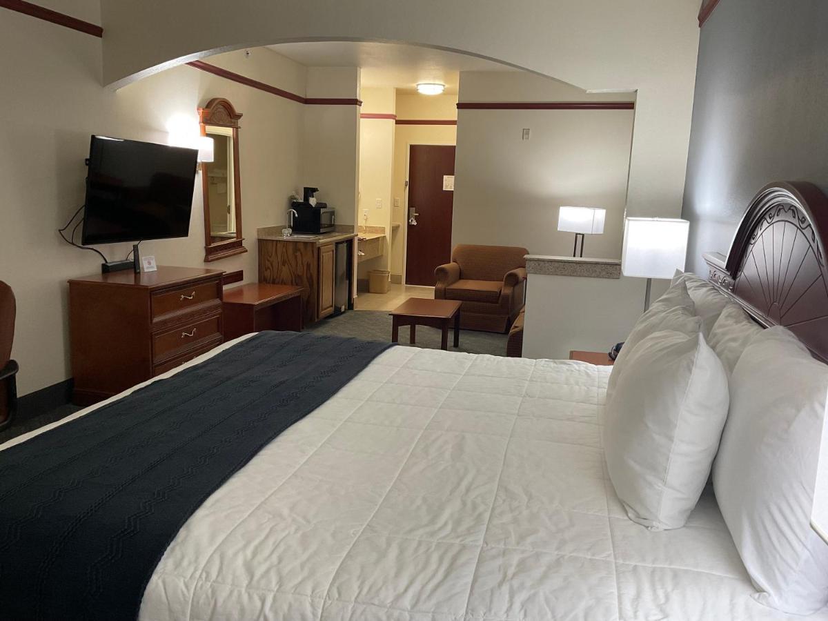 Budget Host Inn And Suites Cameron Extérieur photo