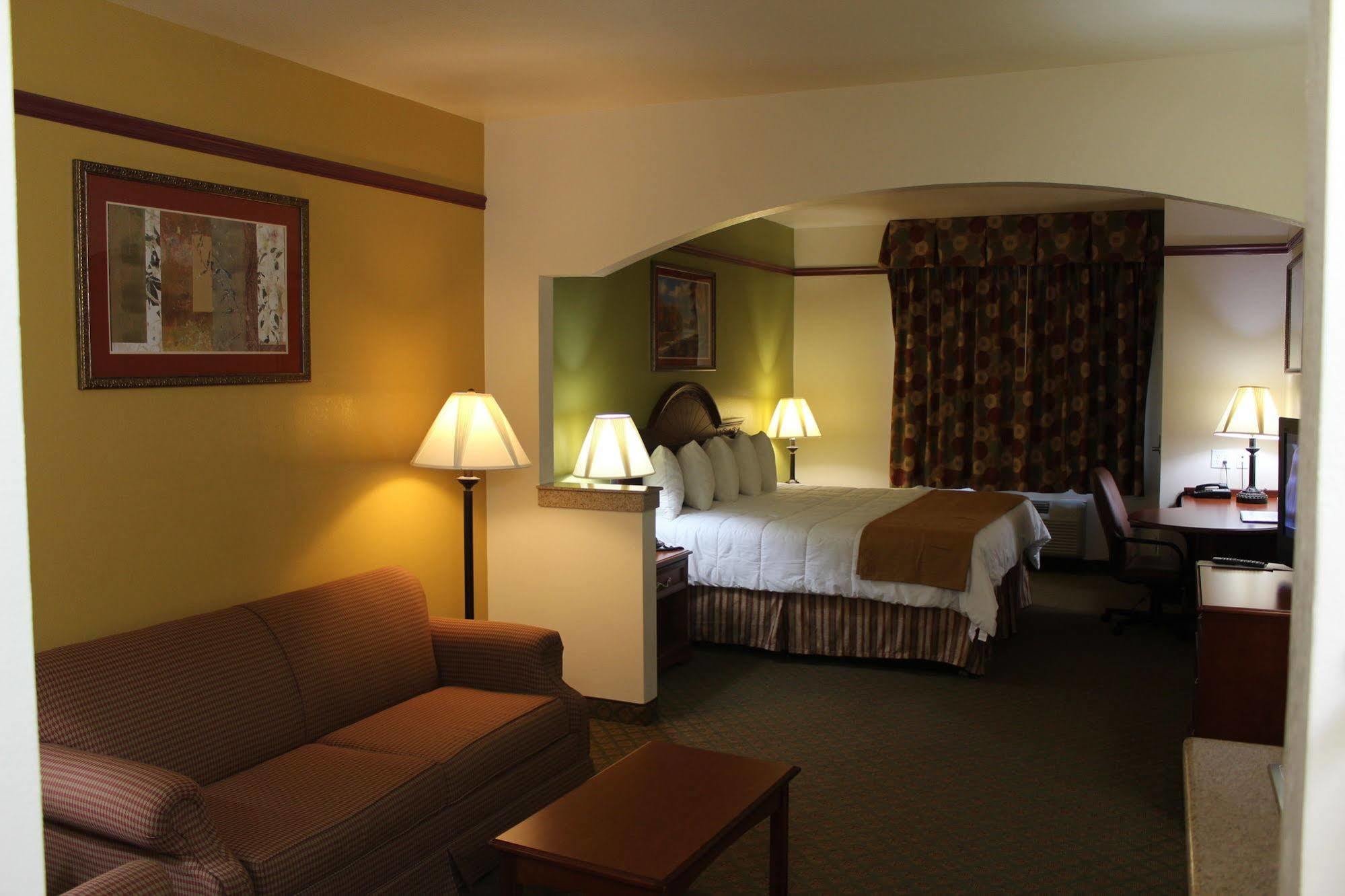 Budget Host Inn And Suites Cameron Extérieur photo